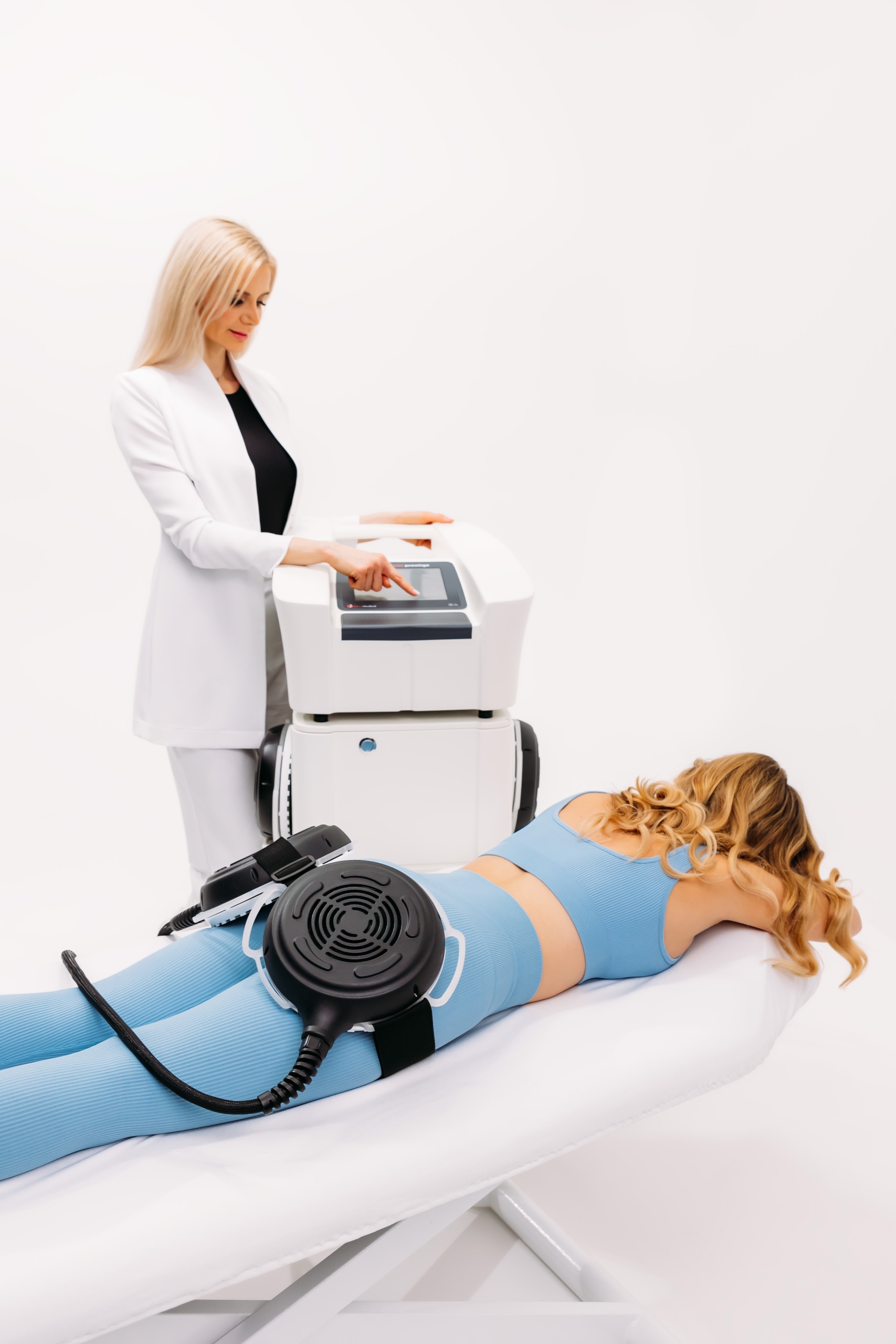 Introducing TESLAFormer™: The Ultimate Body Sculpting Treatment from Renew Clinic in Cheshire